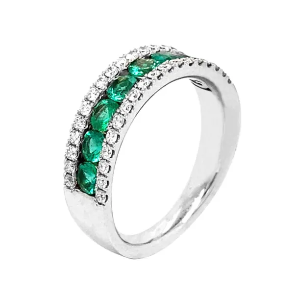18K White Gold Emerald Band
