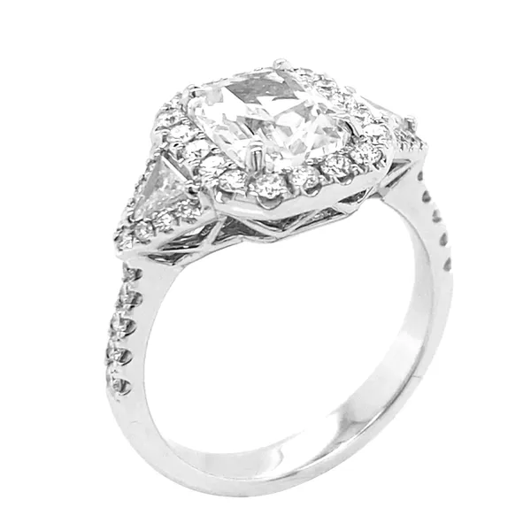 18K White Gold White Sapphire Ring