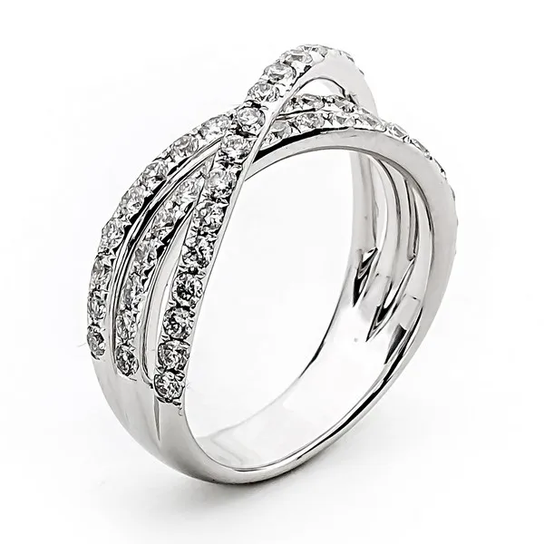 18K White Gold Diamond Band