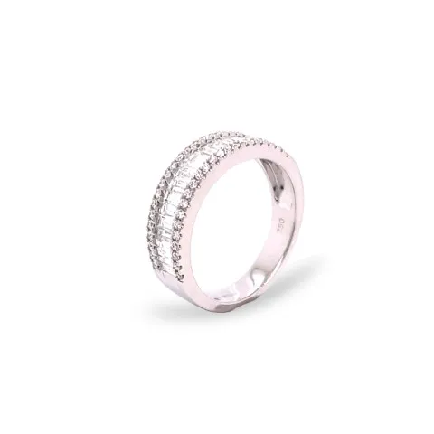 18K White Gold Diamond Band