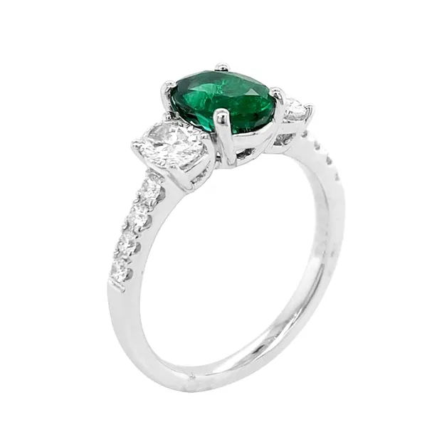 18K White Gold Emerald Ring