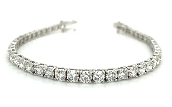 18K White Gold Tennis Bracelet
